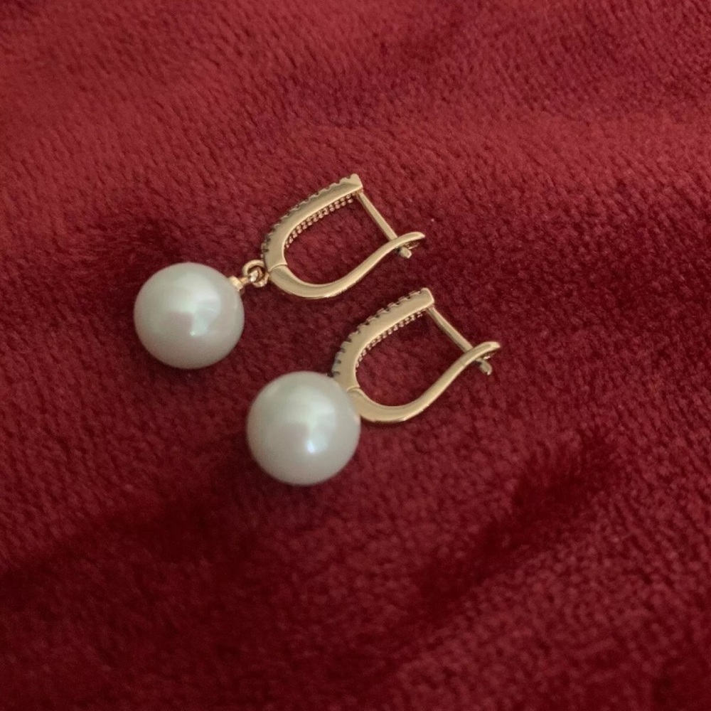 Gold Pearl Diamond Earrings